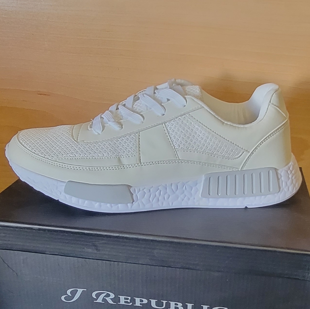 J REPUBLIC WHITE SNEAKERS